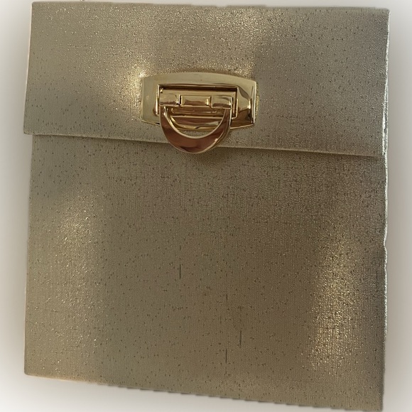 Y&S Gold Metallic Square Box Evening Bag - Picture 7 of 7